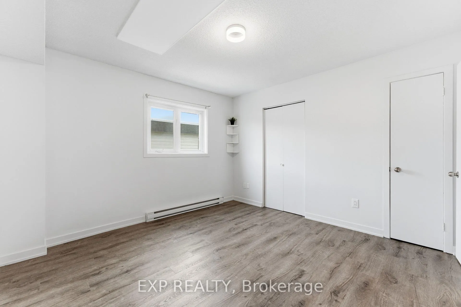 Photo 12 of Unit 202, 261 Longueuil Street, Champlain, L'Orignal — HOMEH