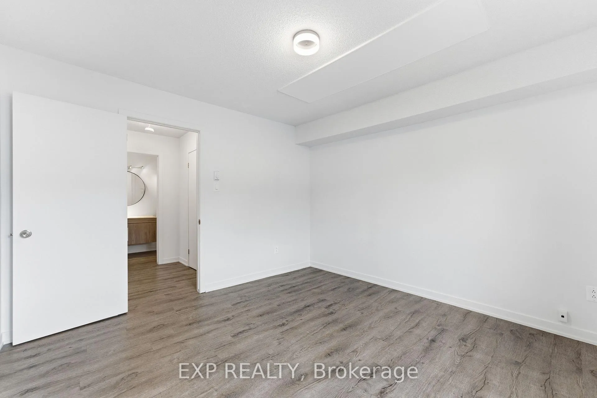Photo 13 of Unit 202, 261 Longueuil Street, Champlain, L'Orignal — HOMEH