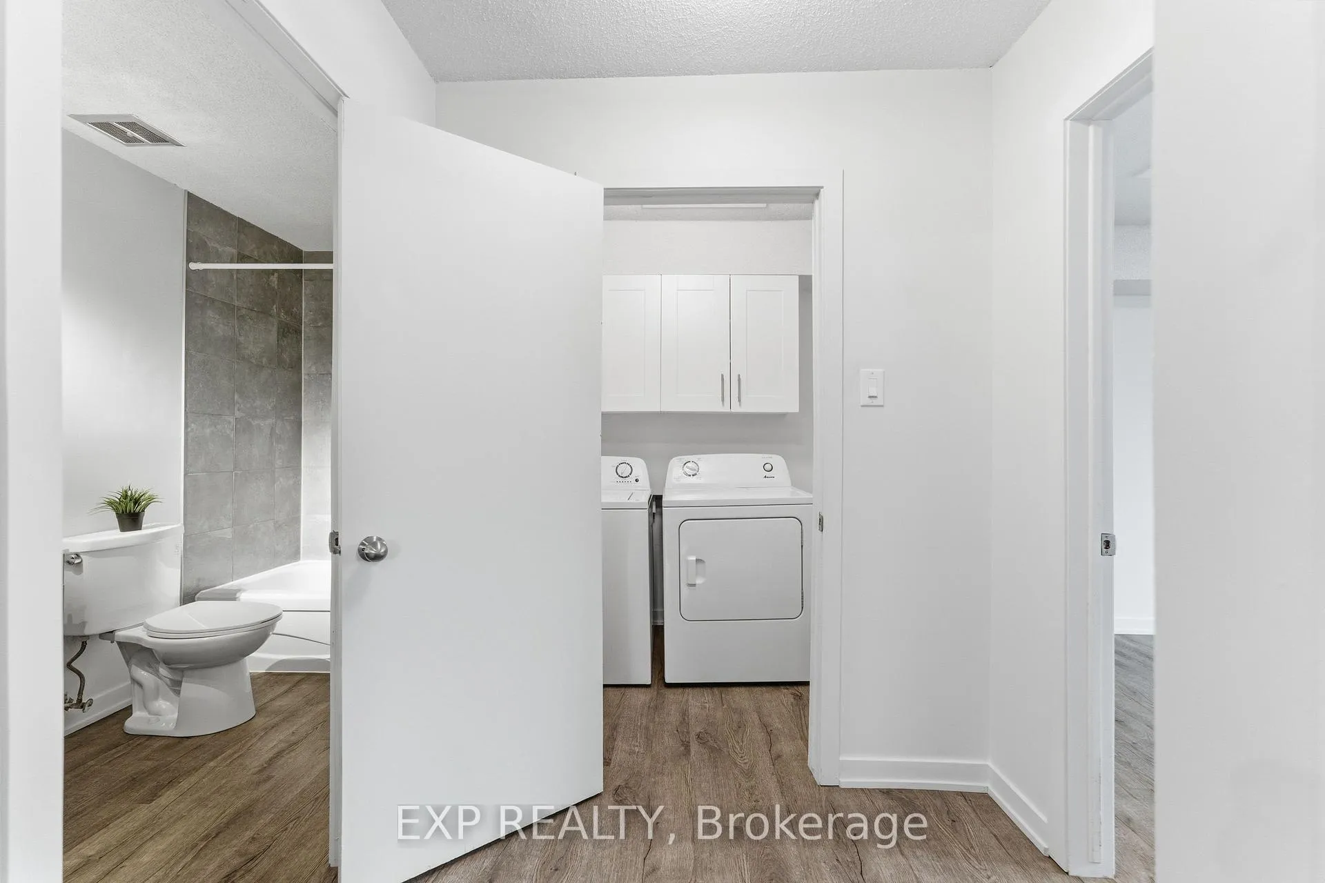 Photo 15 of Unit 202, 261 Longueuil Street, Champlain, L'Orignal — HOMEH