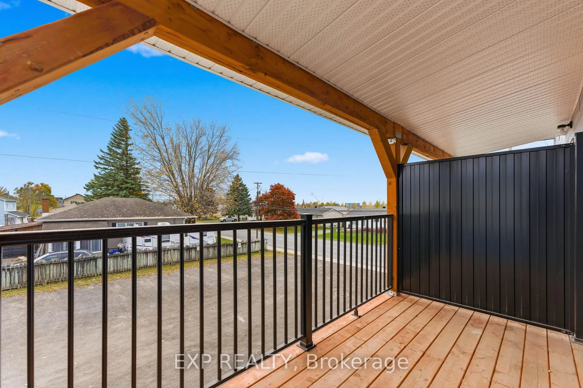 Photo 16 of Unit 202, 261 Longueuil Street, Champlain, L'Orignal — HOMEH
