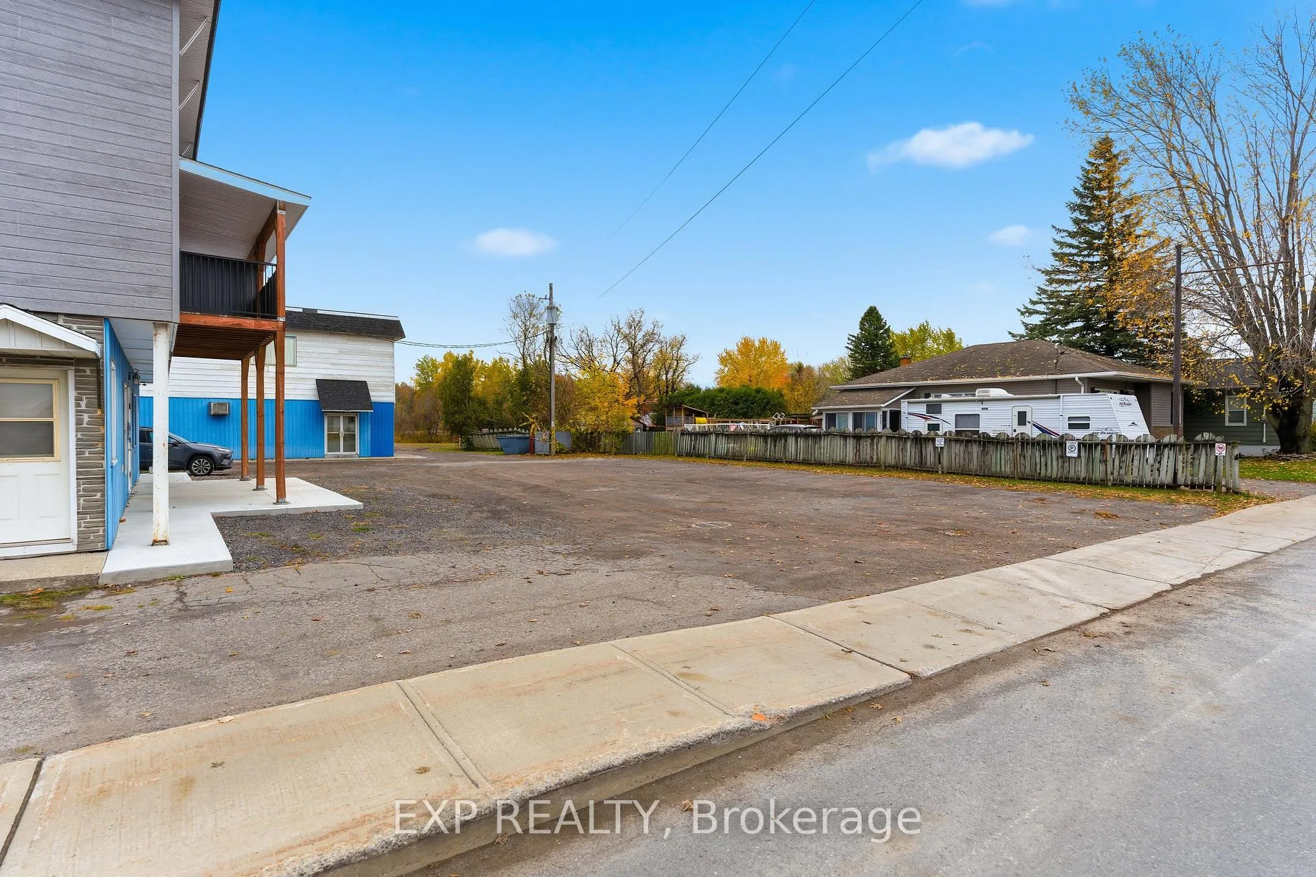 Photo 19 of Unit 202, 261 Longueuil Street, Champlain, L'Orignal — HOMEH
