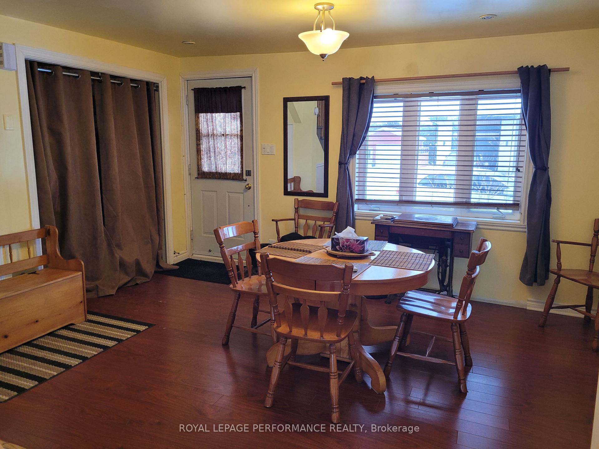 Photo 5 of 975 Queen Street, Champlain, L'Orignal — HOMEH