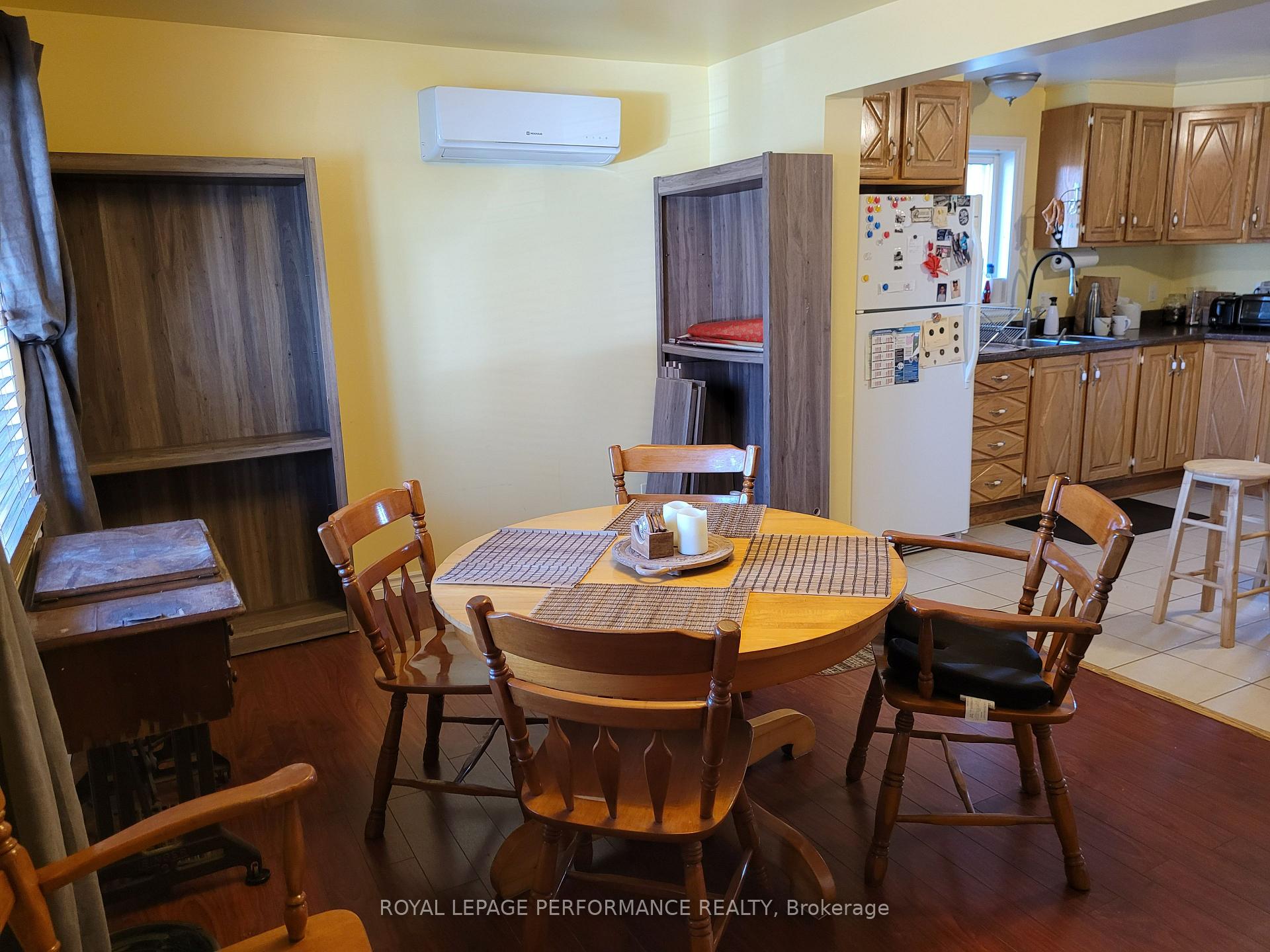 Photo 3 of 975 Queen Street, Champlain, L'Orignal — HOMEH