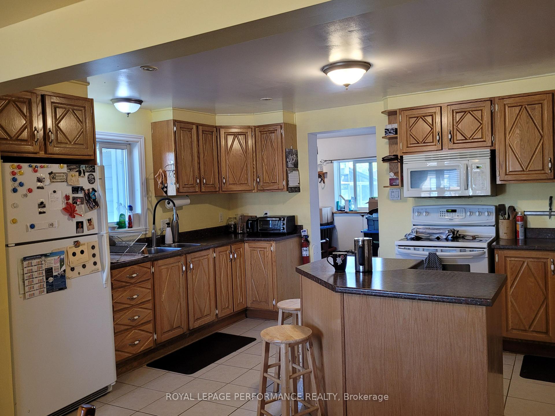 Photo 8 of 975 Queen Street, Champlain, L'Orignal — HOMEH