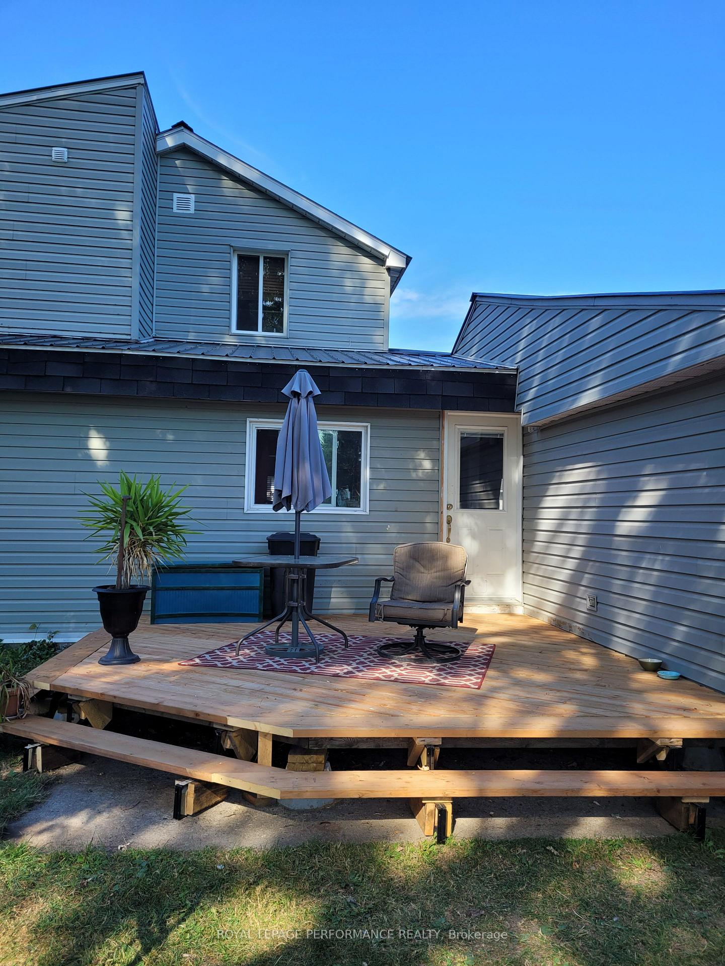Photo 37 of 975 Queen Street, Champlain, L'Orignal — HOMEH