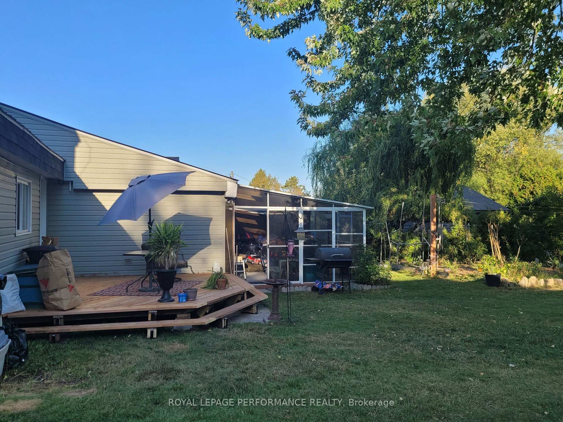 Photo 30 of 975 Queen Street, Champlain, L'Orignal — HOMEH