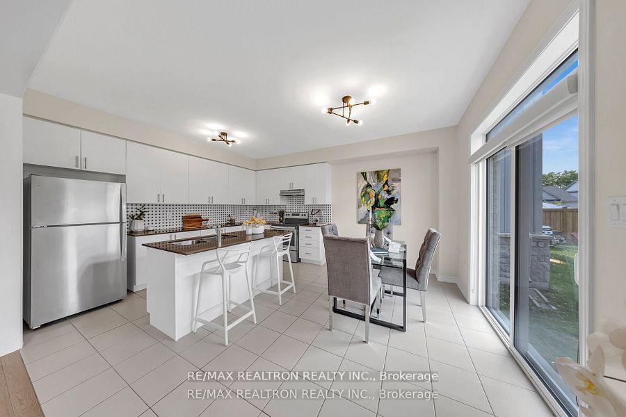 Photo 5 of 62 Northhill Avenue, Cavan Monaghan, Cavan Twp — HOMEH