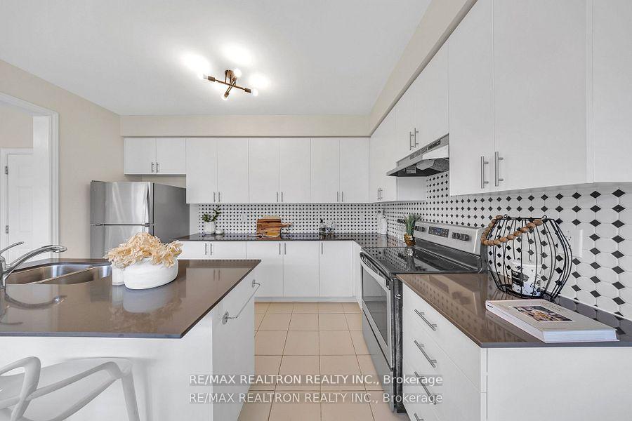 Photo 19 of 62 Northhill Avenue, Cavan Monaghan, Cavan Twp — HOMEH