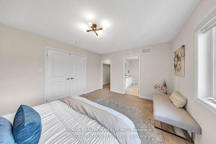 Photo 13 of 62 Northhill Avenue, Cavan Monaghan, Cavan Twp — HOMEH