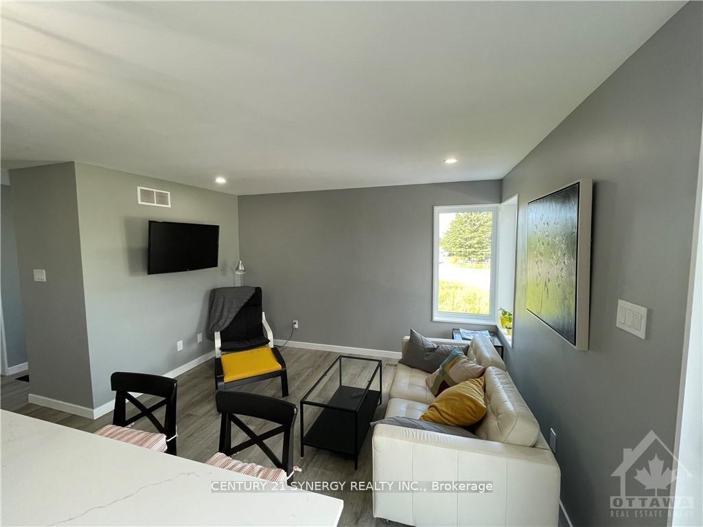 Photo 7 of Unit Apt B, 1831 Diamondview Road, Ottawa, Huntley Ward (North East) — HOMEH