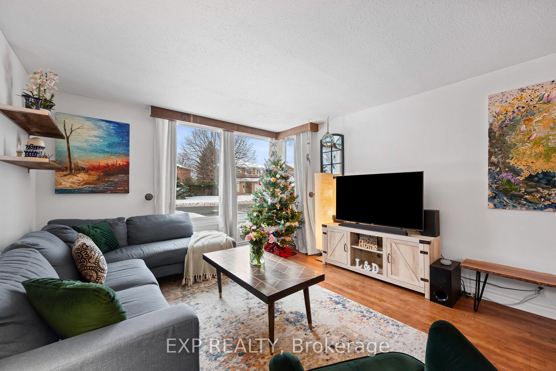 Photo 3 of 26 Leeming Drive, Ottawa, Crystal Beach — HOMEH