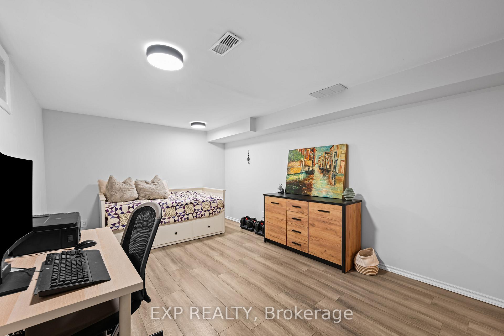 Photo 32 of 26 Leeming Drive, Ottawa, Crystal Beach — HOMEH