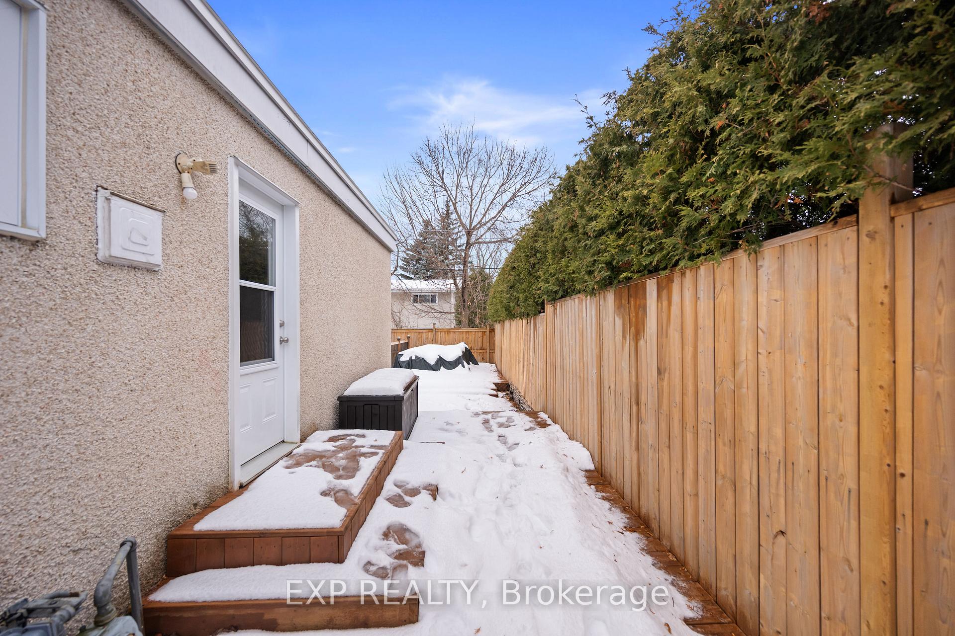 Photo 27 of 26 Leeming Drive, Ottawa, Crystal Beach — HOMEH
