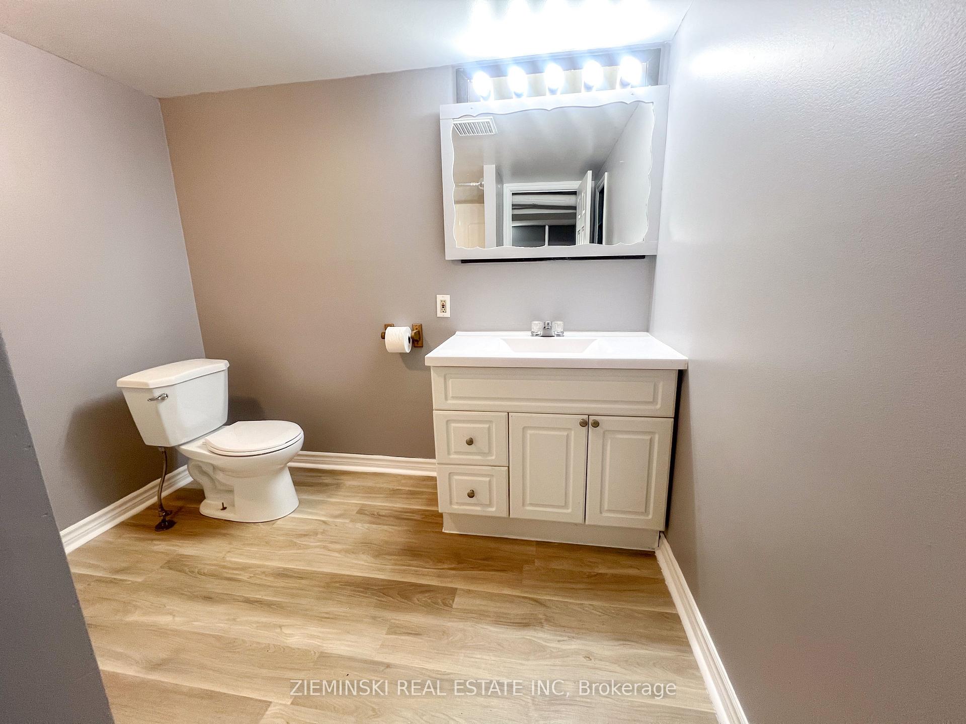 Photo 17 of Unit A, 15 Fourth Street, Cochrane — HOMEH