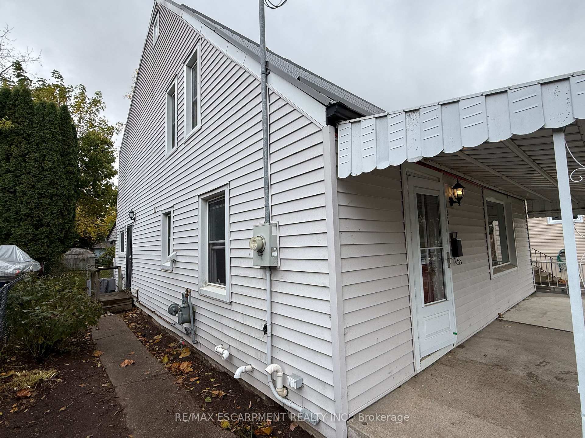 Photo 27 of 106 Aberdeen Avenue, Brantford — HOMEH