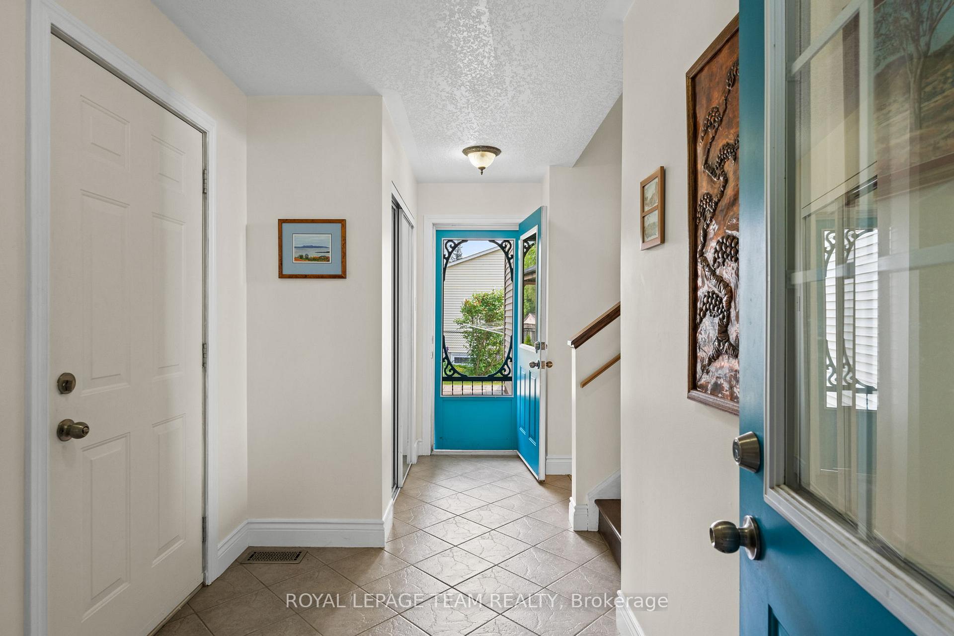 Photo 10 of 105 Campbell Street, Carleton Place — HOMEH