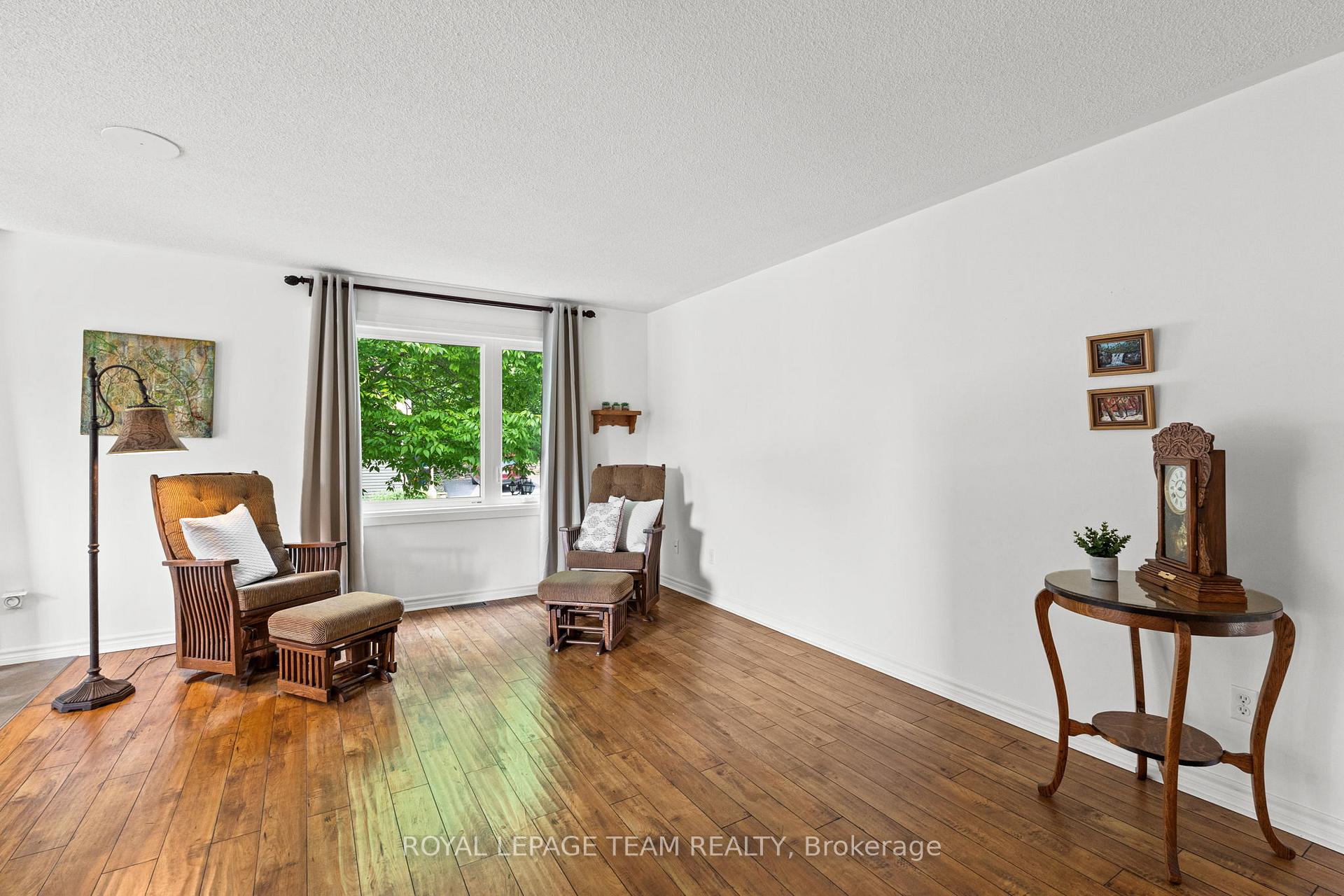 Photo 14 of 105 Campbell Street, Carleton Place — HOMEH