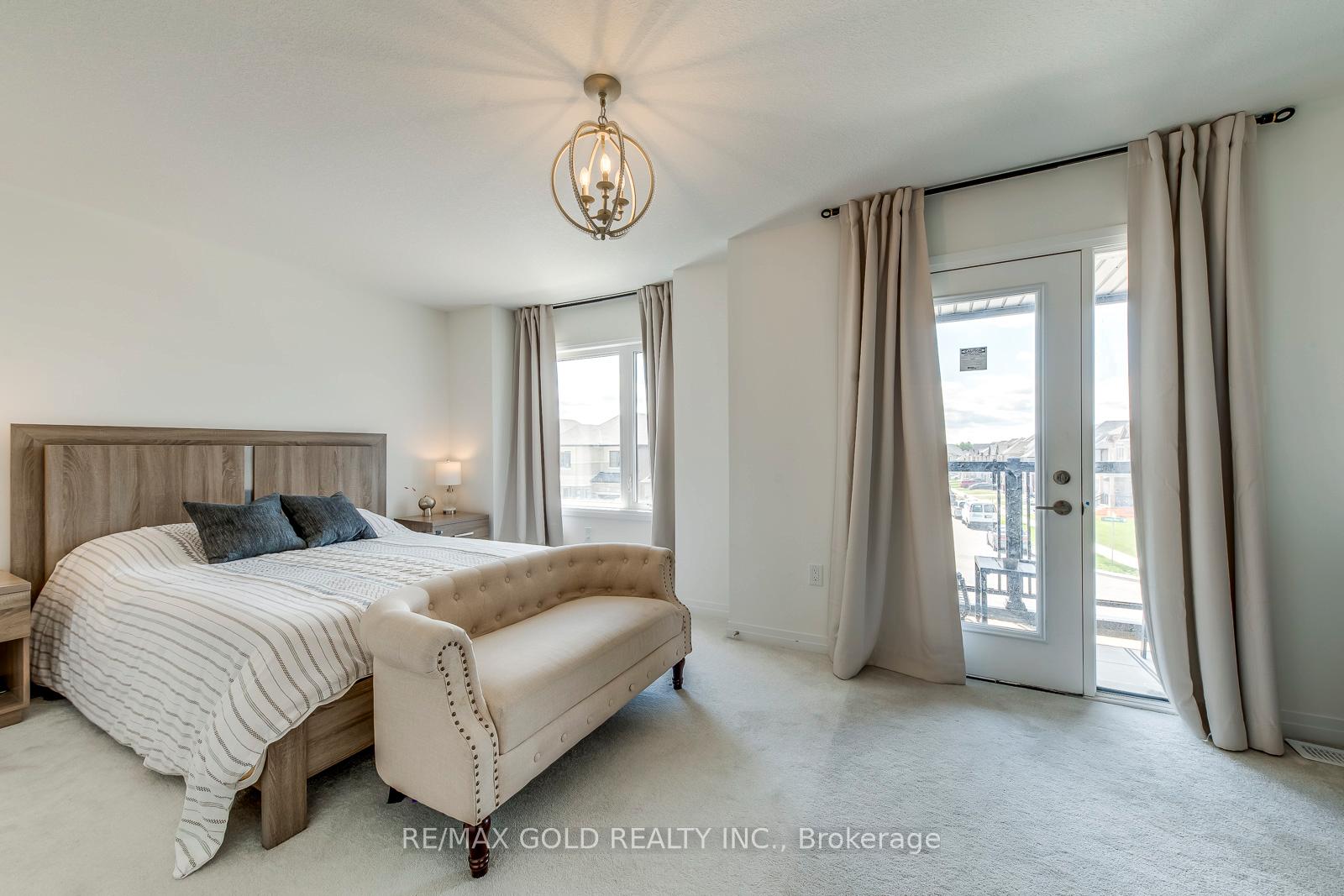 Photo 23 of 43 George Brier Drive W, Brant, Paris — HOMEH