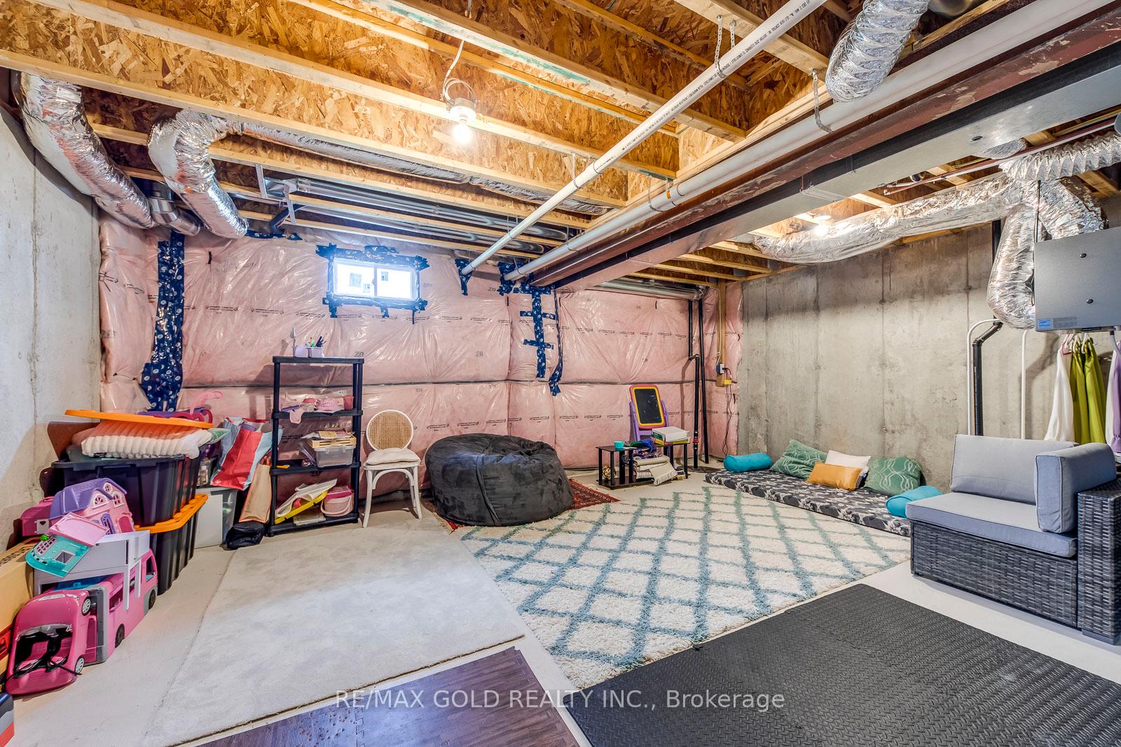 Photo 35 of 43 George Brier Drive W, Brant, Paris — HOMEH