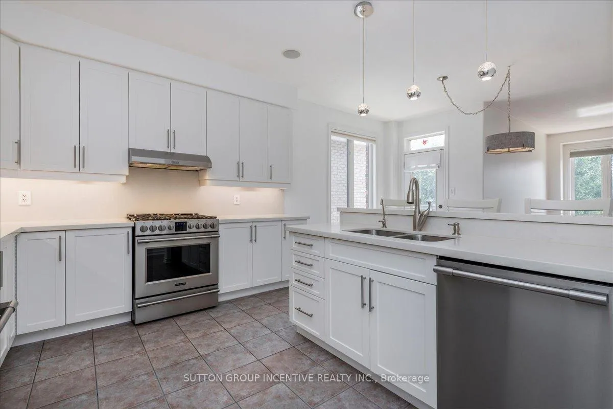 Photo 4 of 169 Birkhall Place, Barrie, Innis-Shore — HOMEH