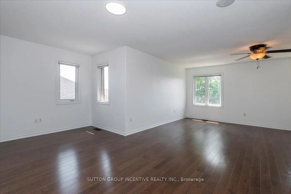 Photo 16 of 169 Birkhall Place, Barrie, Innis-Shore — HOMEH