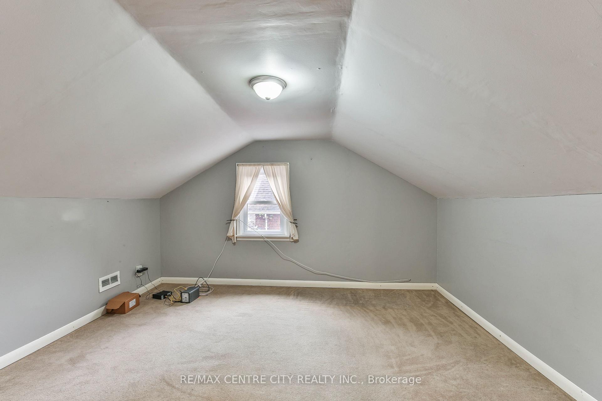 Photo 15 of 121 St Andrew Street, Aylmer — HOMEH