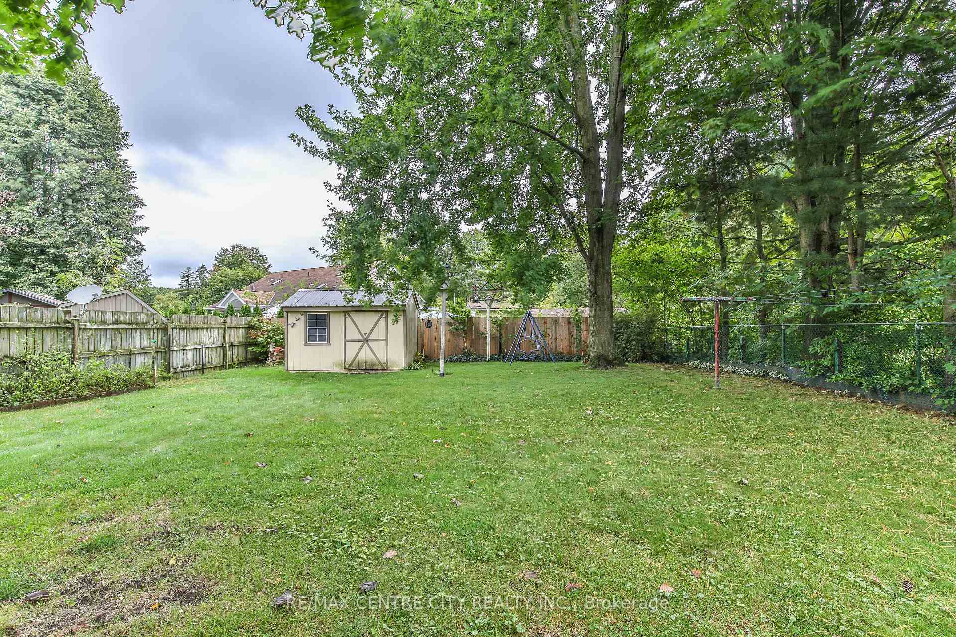 Photo 19 of 121 St Andrew Street, Aylmer — HOMEH