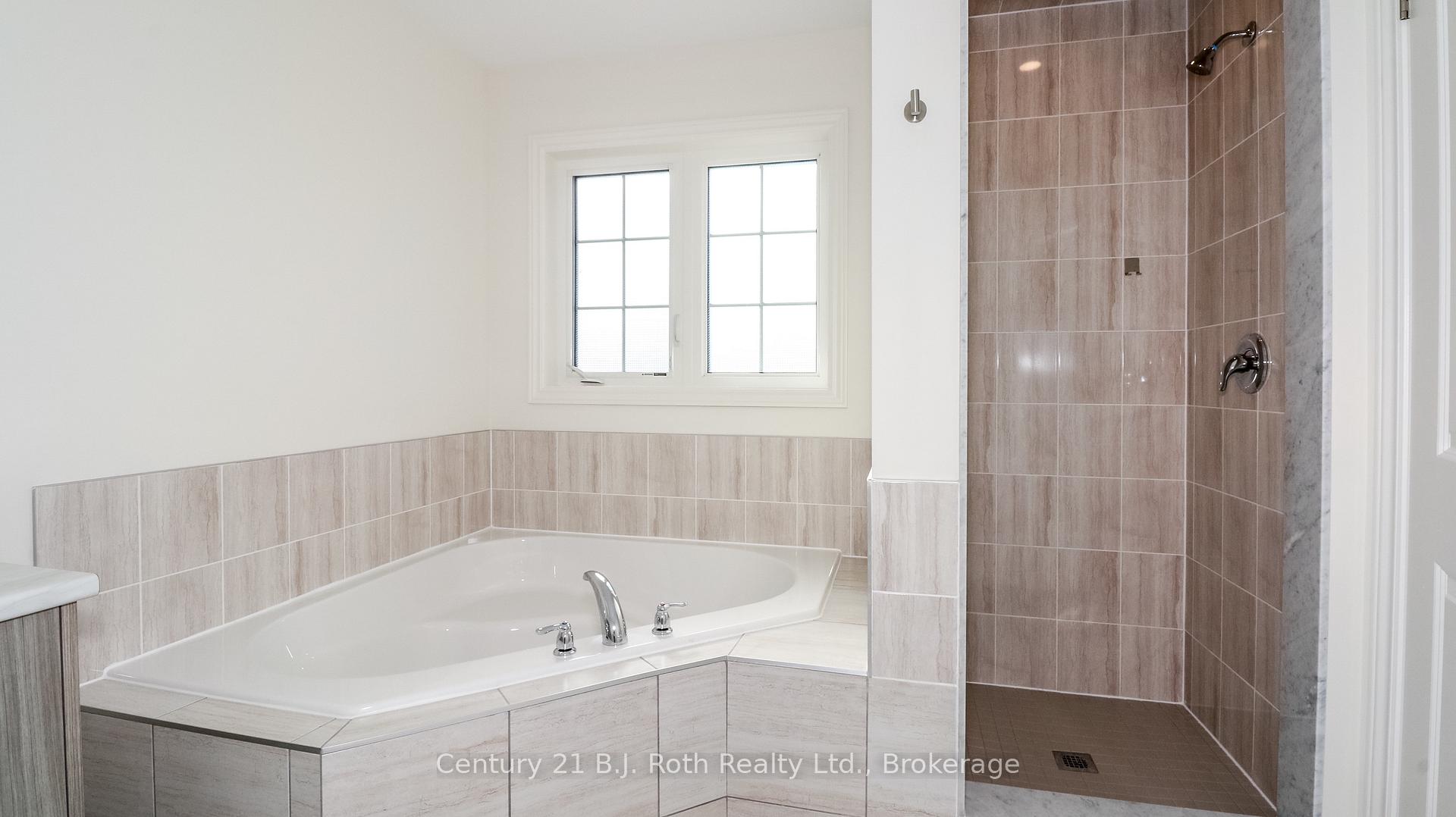Photo 22 of 243 McKenzie Drive, Clearview, Stayner — HOMEH
