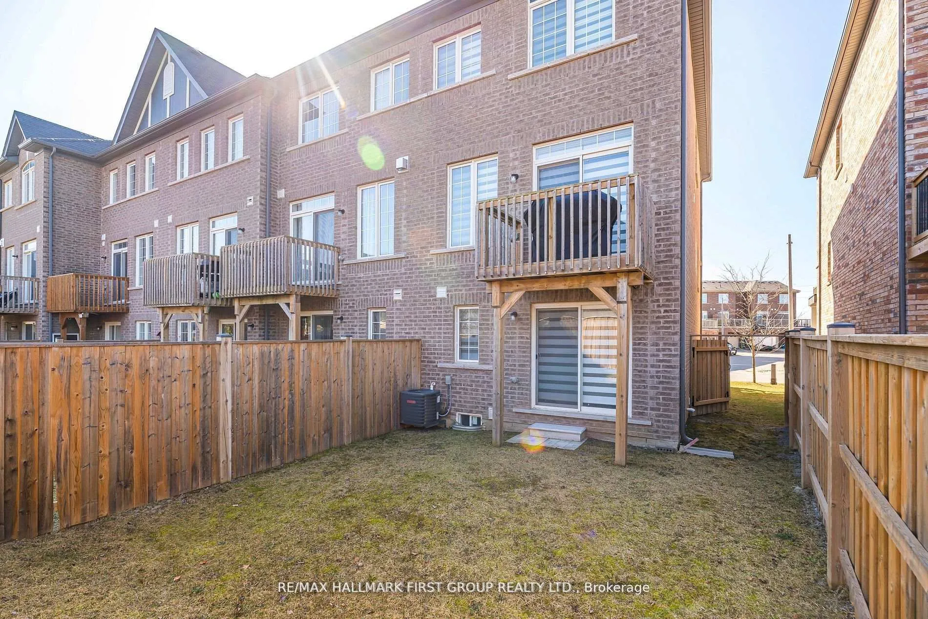 Photo 43 of 11 Graywardine Lane, Ajax, Northeast Ajax — HOMEH