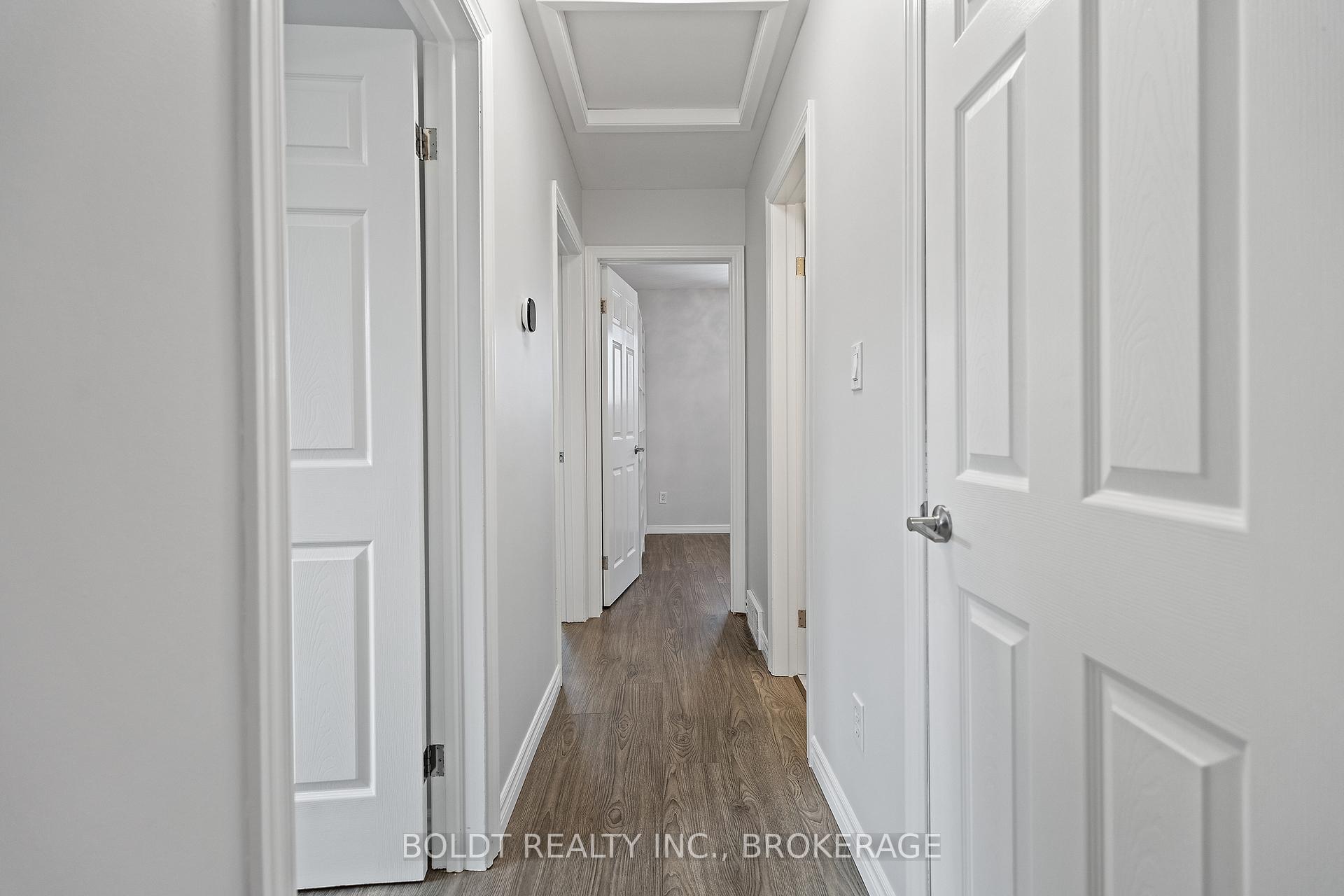 Photo 12 of 12 Little Forks Square, St. Catharines, Lakeport — HOMEH