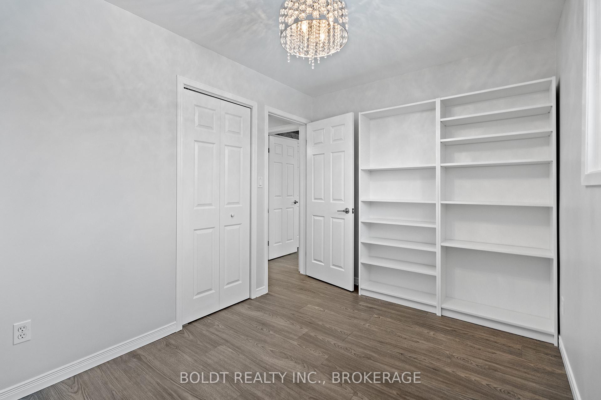 Photo 15 of 12 Little Forks Square, St. Catharines, Lakeport — HOMEH