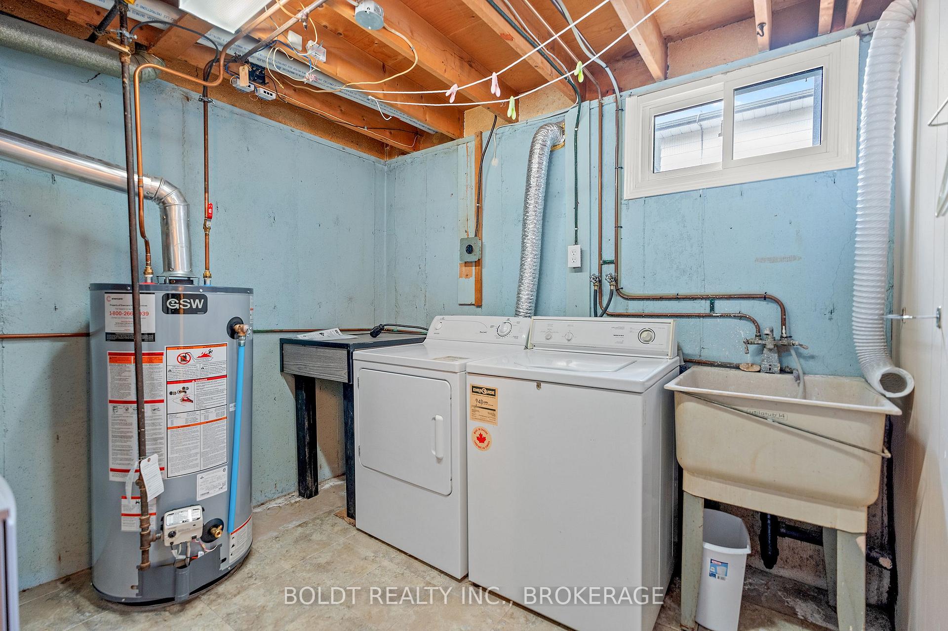 Photo 24 of 12 Little Forks Square, St. Catharines, Lakeport — HOMEH