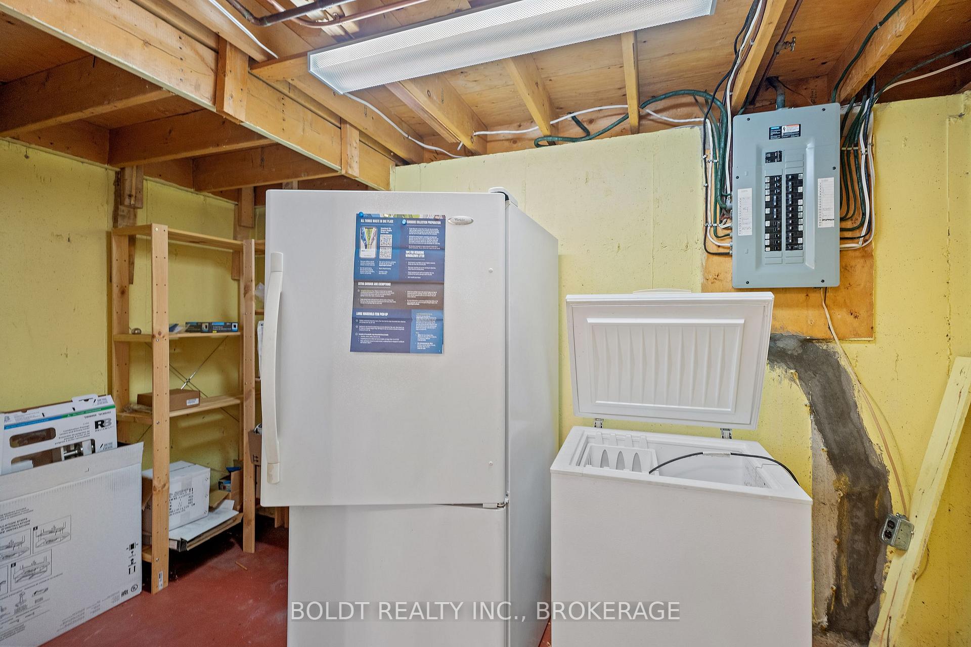 Photo 25 of 12 Little Forks Square, St. Catharines, Lakeport — HOMEH