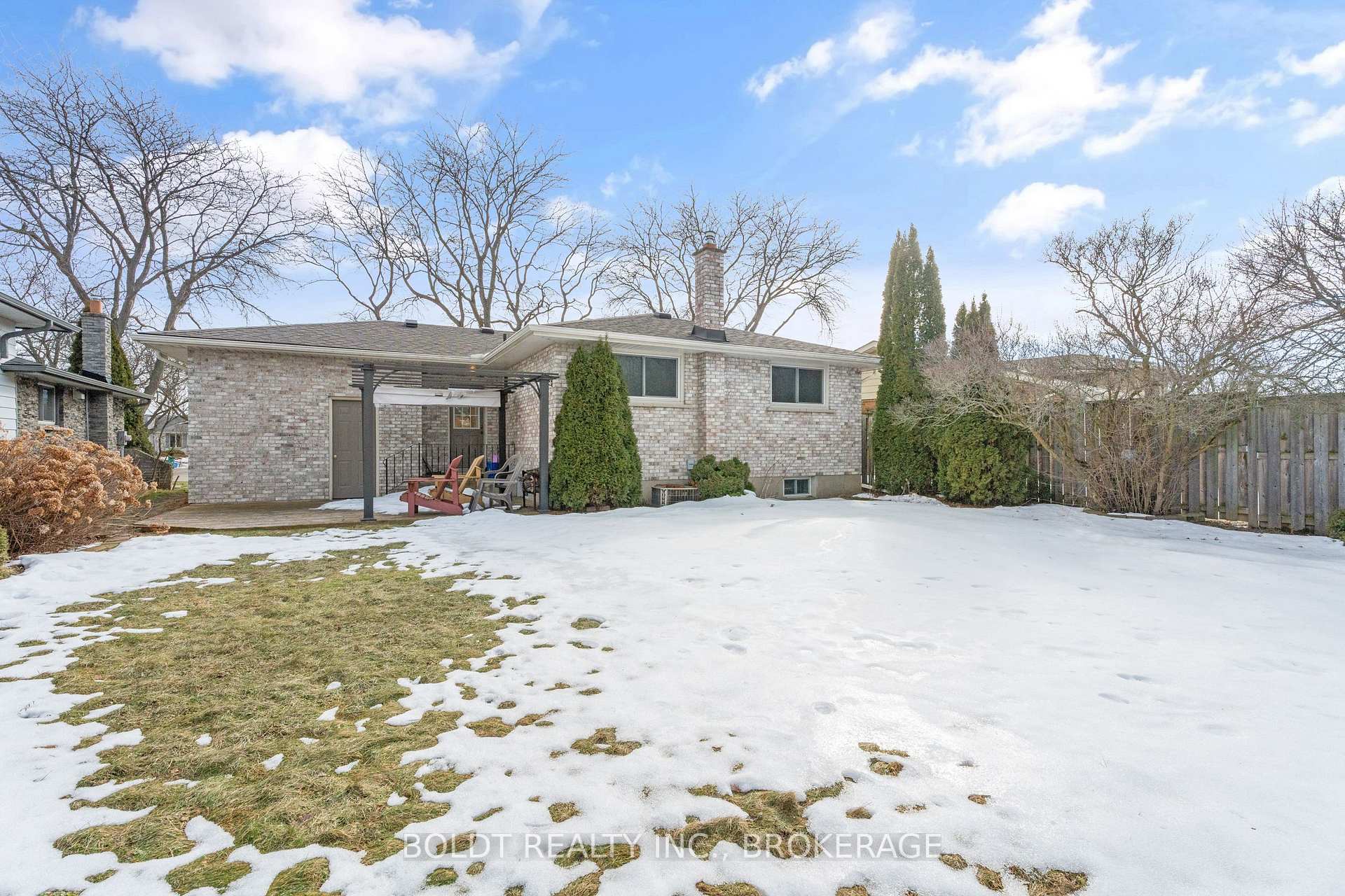 Photo 30 of 12 Little Forks Square, St. Catharines, Lakeport — HOMEH
