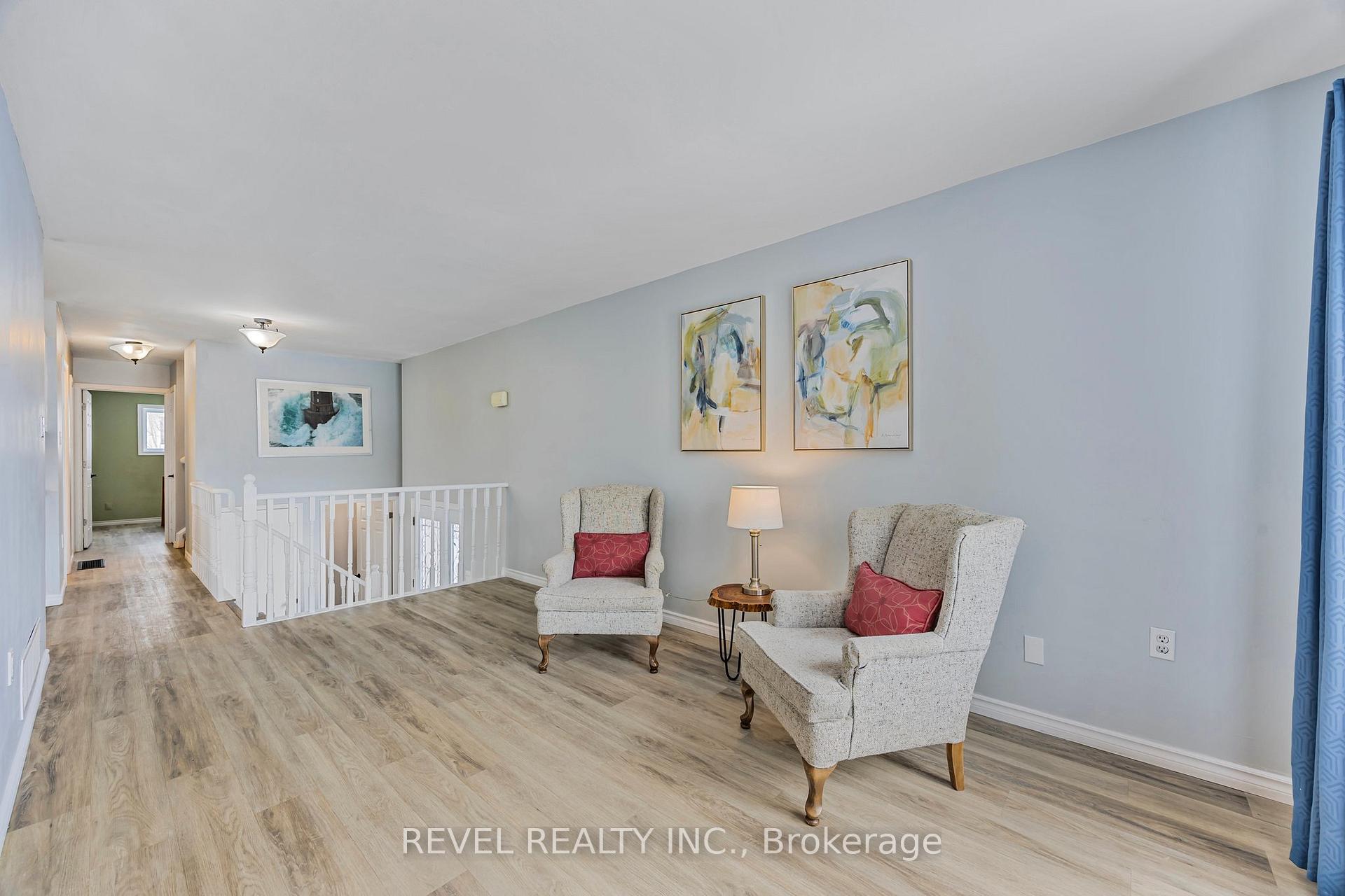 Photo 5 of 12 Ward Drive, Barrie, Painswick North — HOMEH