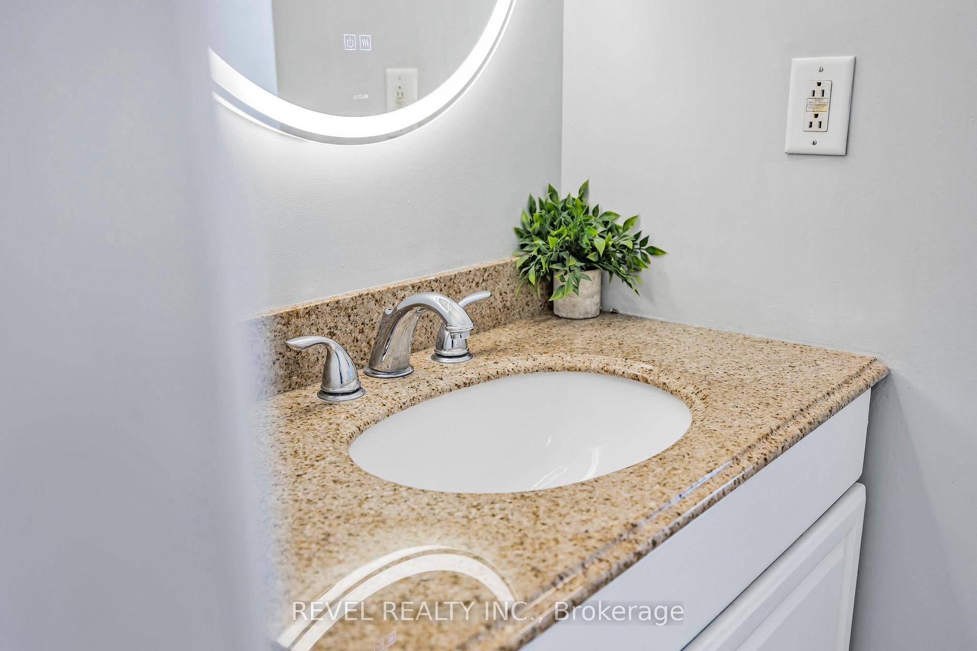 Photo 17 of 12 Ward Drive, Barrie, Painswick North — HOMEH