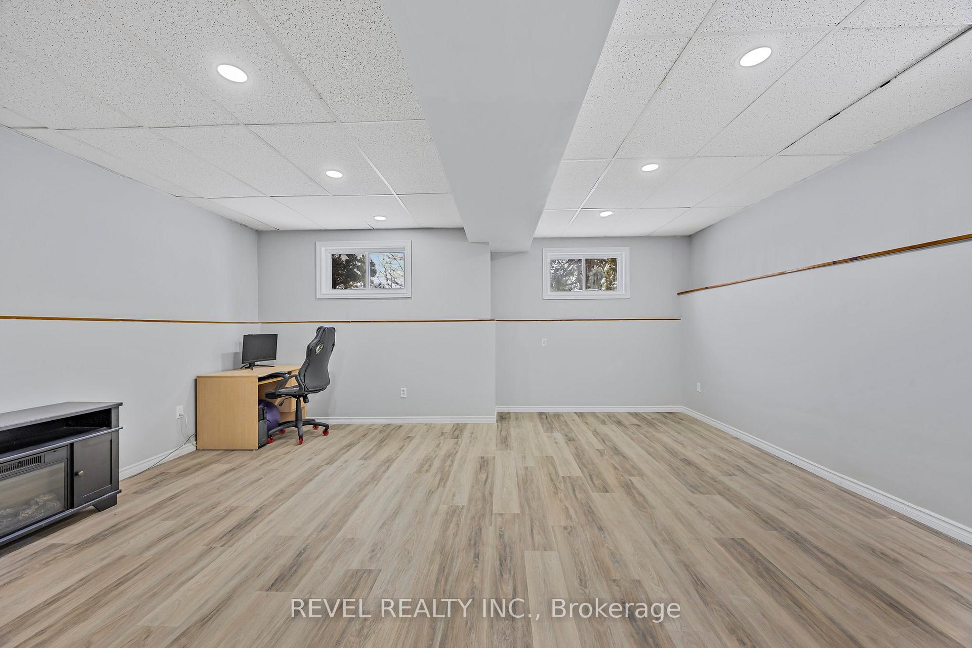 Photo 23 of 12 Ward Drive, Barrie, Painswick North — HOMEH