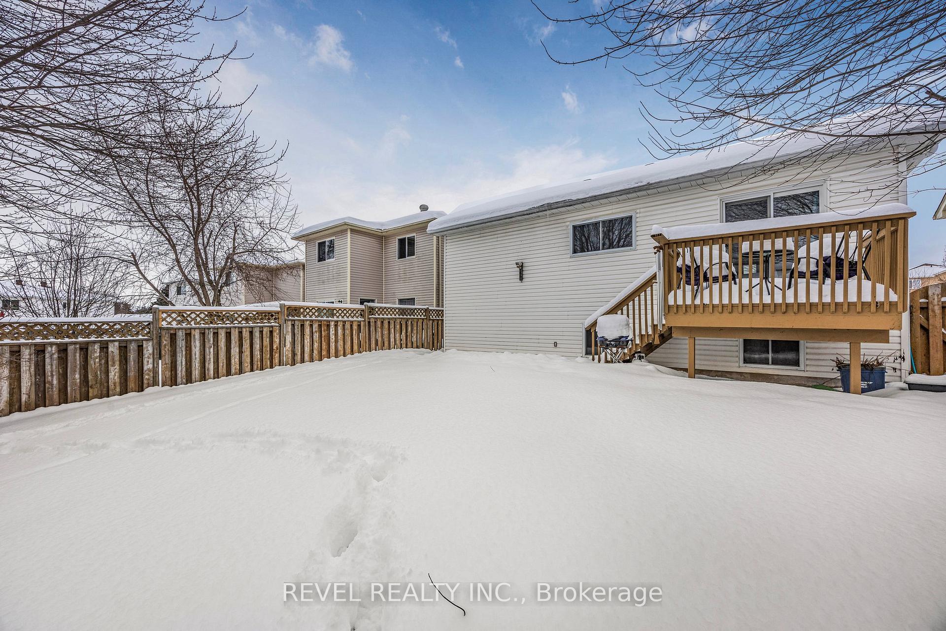 Photo 32 of 12 Ward Drive, Barrie, Painswick North — HOMEH