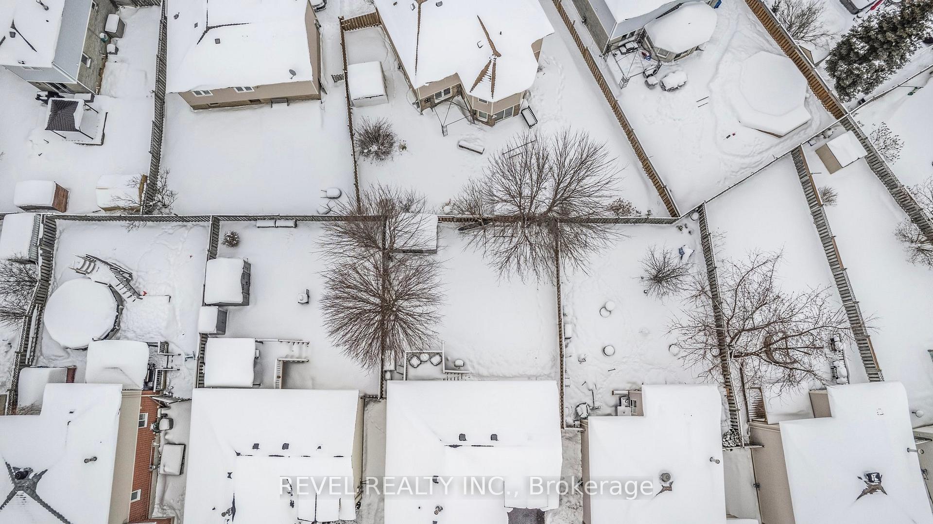 Photo 35 of 12 Ward Drive, Barrie, Painswick North — HOMEH