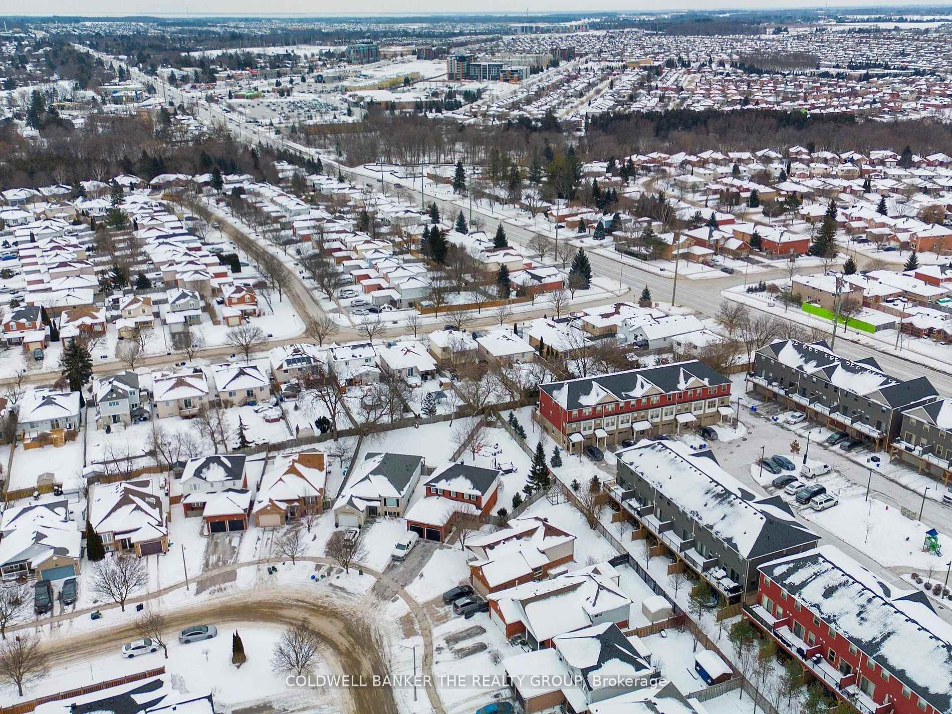 Photo 4 of 60 Draper Crescent, Barrie, Painswick North — HOMEH