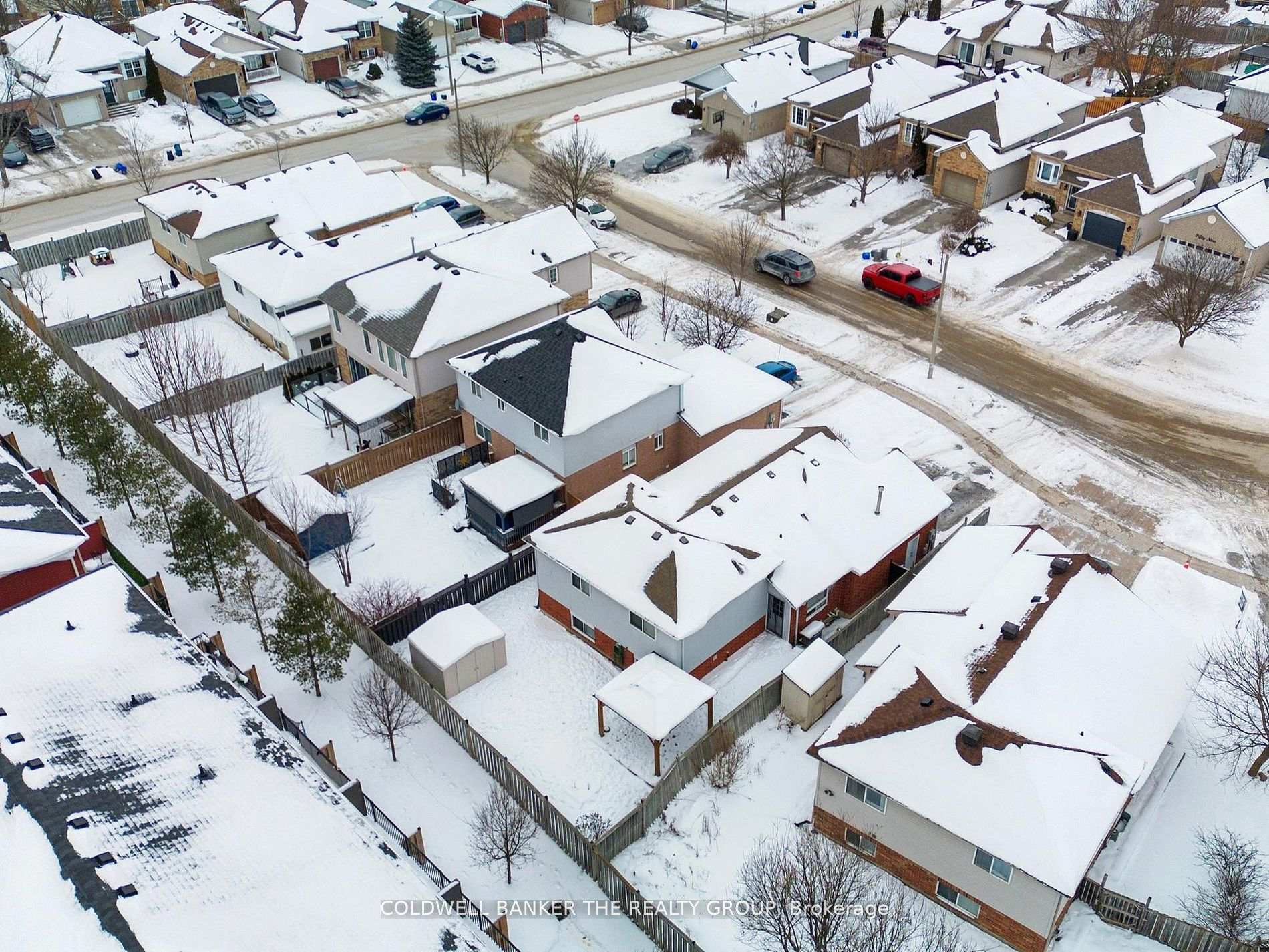 Photo 6 of 60 Draper Crescent, Barrie, Painswick North — HOMEH