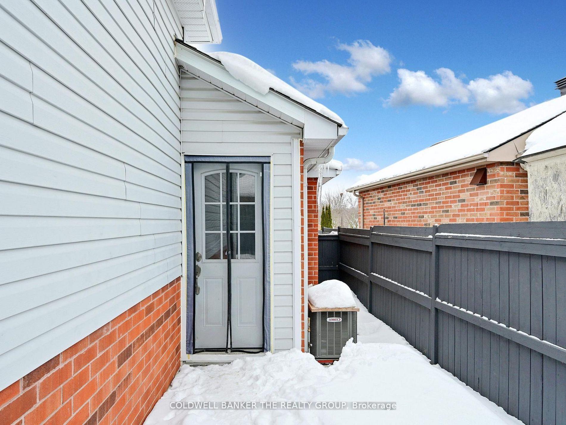 Photo 37 of 60 Draper Crescent, Barrie, Painswick North — HOMEH