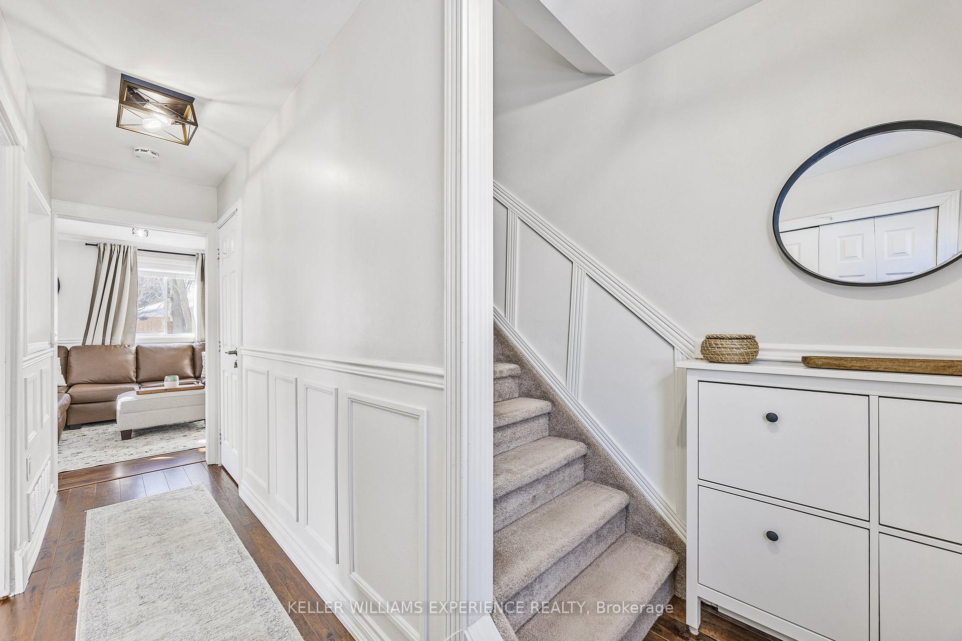 Photo 11 of 24 Shaw Crescent, Barrie, Letitia Heights — HOMEH