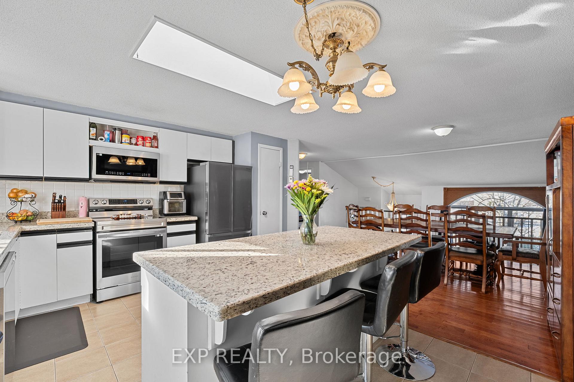 Photo 9 of 191 Letitia Street, Barrie, Letitia Heights — HOMEH