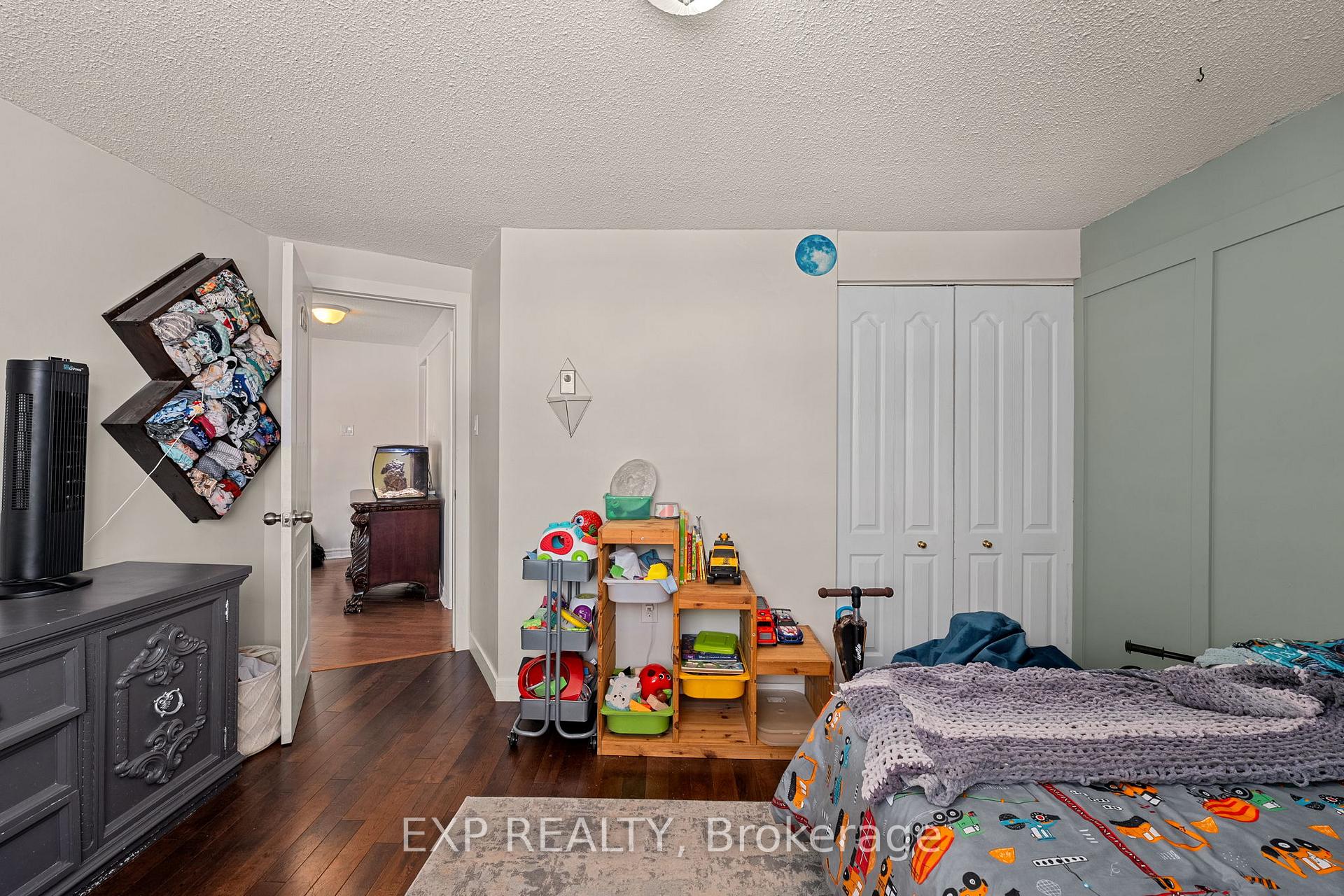 Photo 15 of 191 Letitia Street, Barrie, Letitia Heights — HOMEH