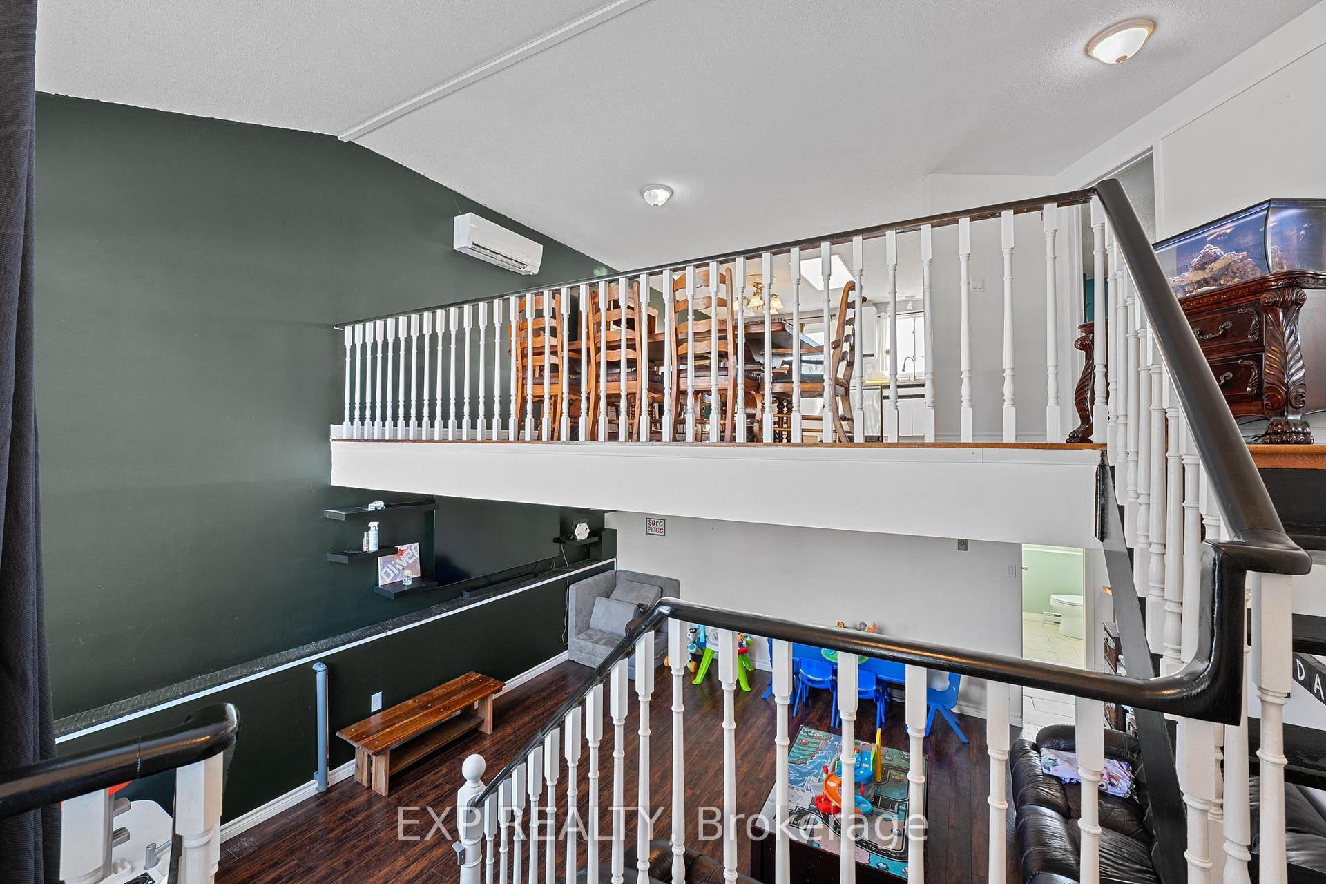 Photo 18 of 191 Letitia Street, Barrie, Letitia Heights — HOMEH