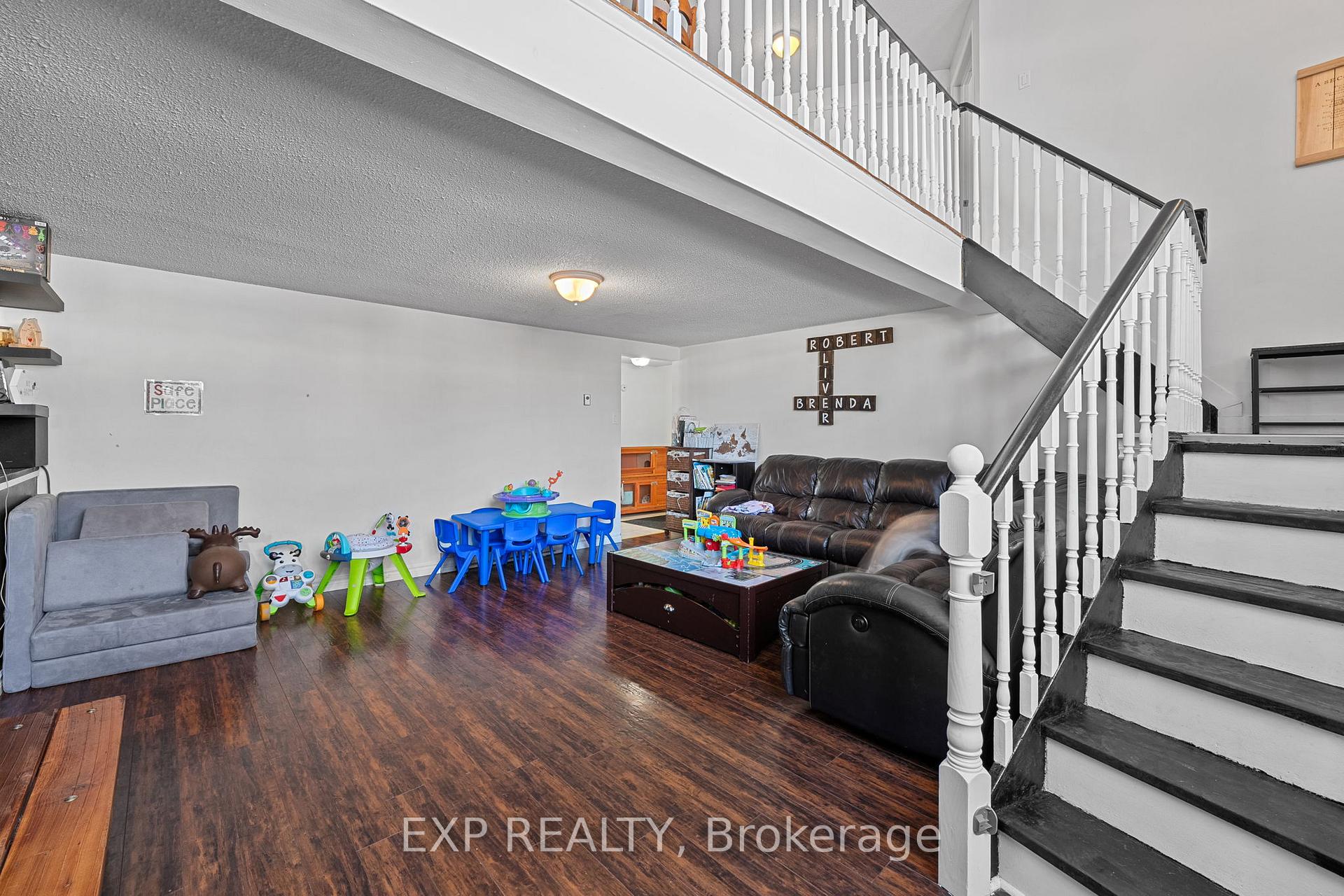 Photo 21 of 191 Letitia Street, Barrie, Letitia Heights — HOMEH