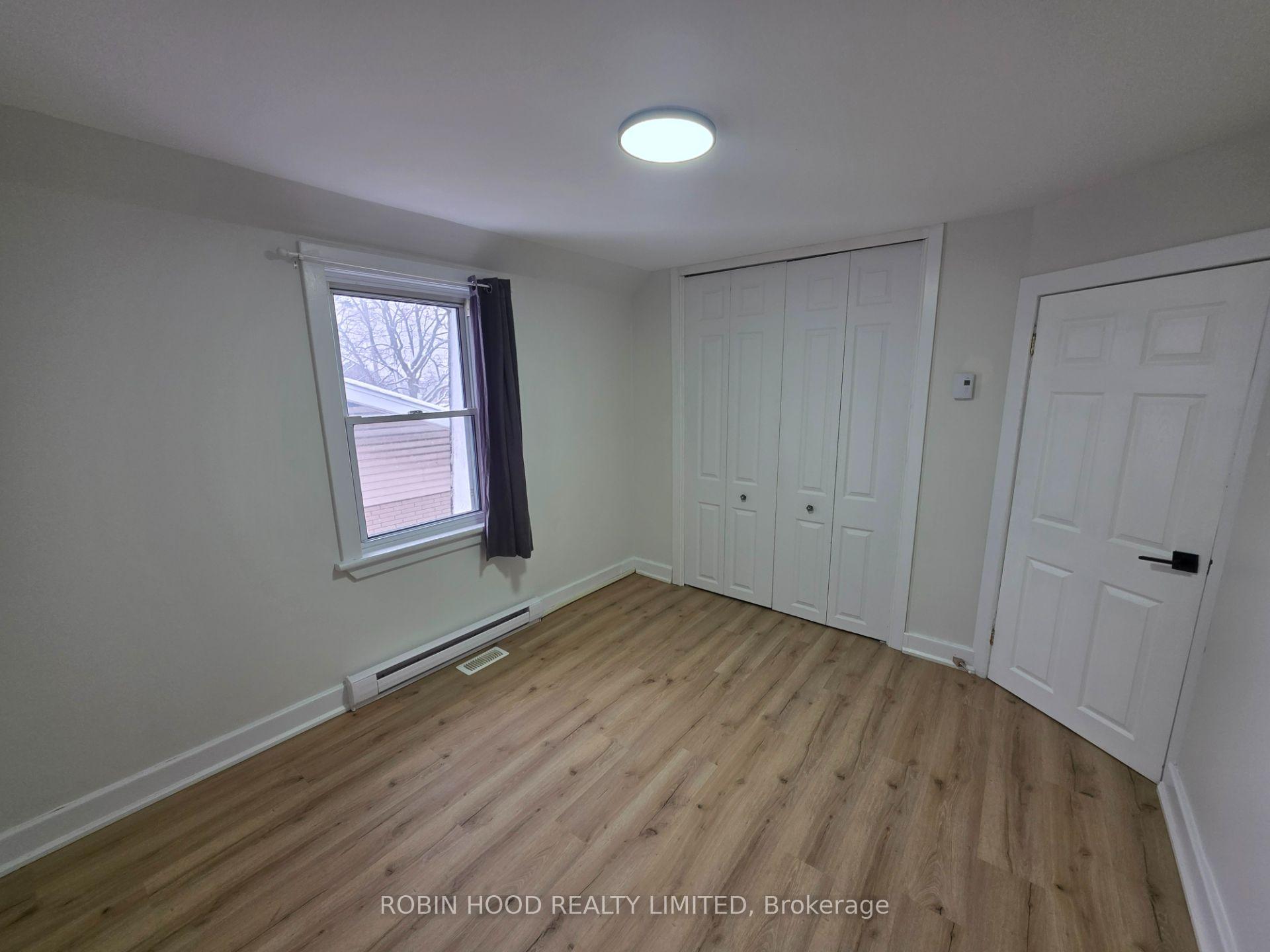 Photo 5 of Unit Unit 2, 1611 Maxime Street, Ottawa, Pineview — HOMEH