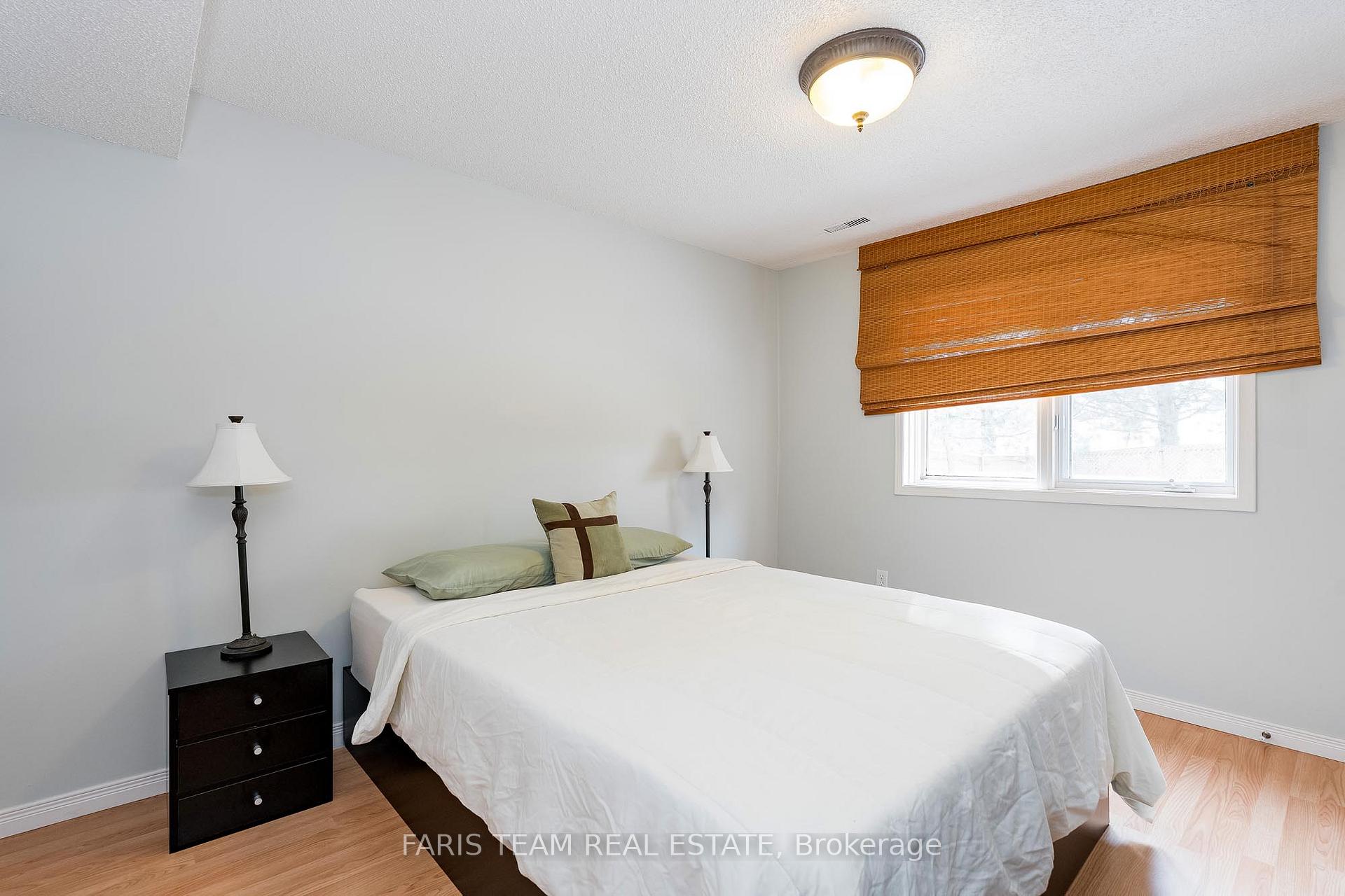 Photo 12 of 69 Finlay Road, Barrie, West Bayfield — HOMEH