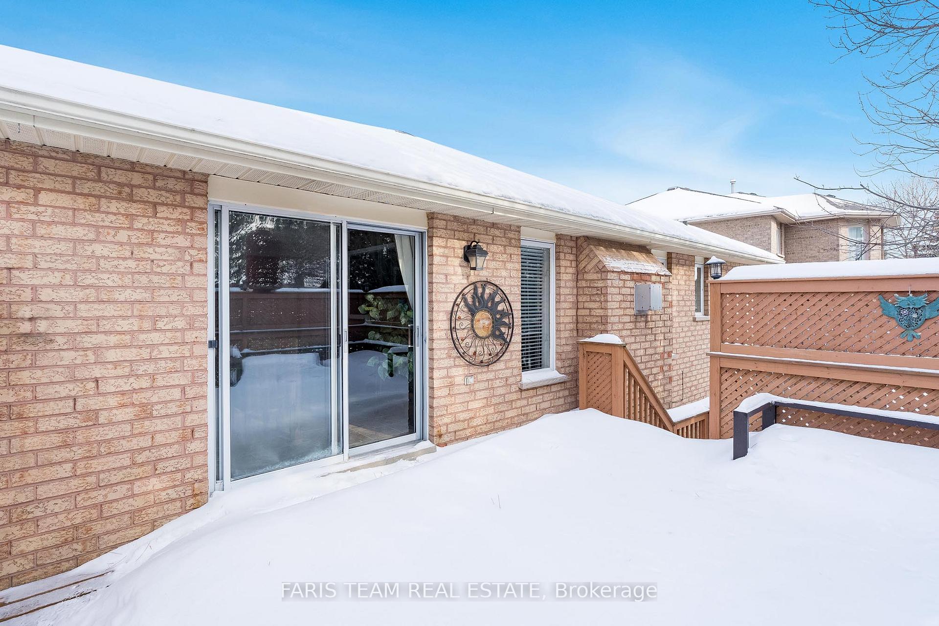Photo 14 of 69 Finlay Road, Barrie, West Bayfield — HOMEH
